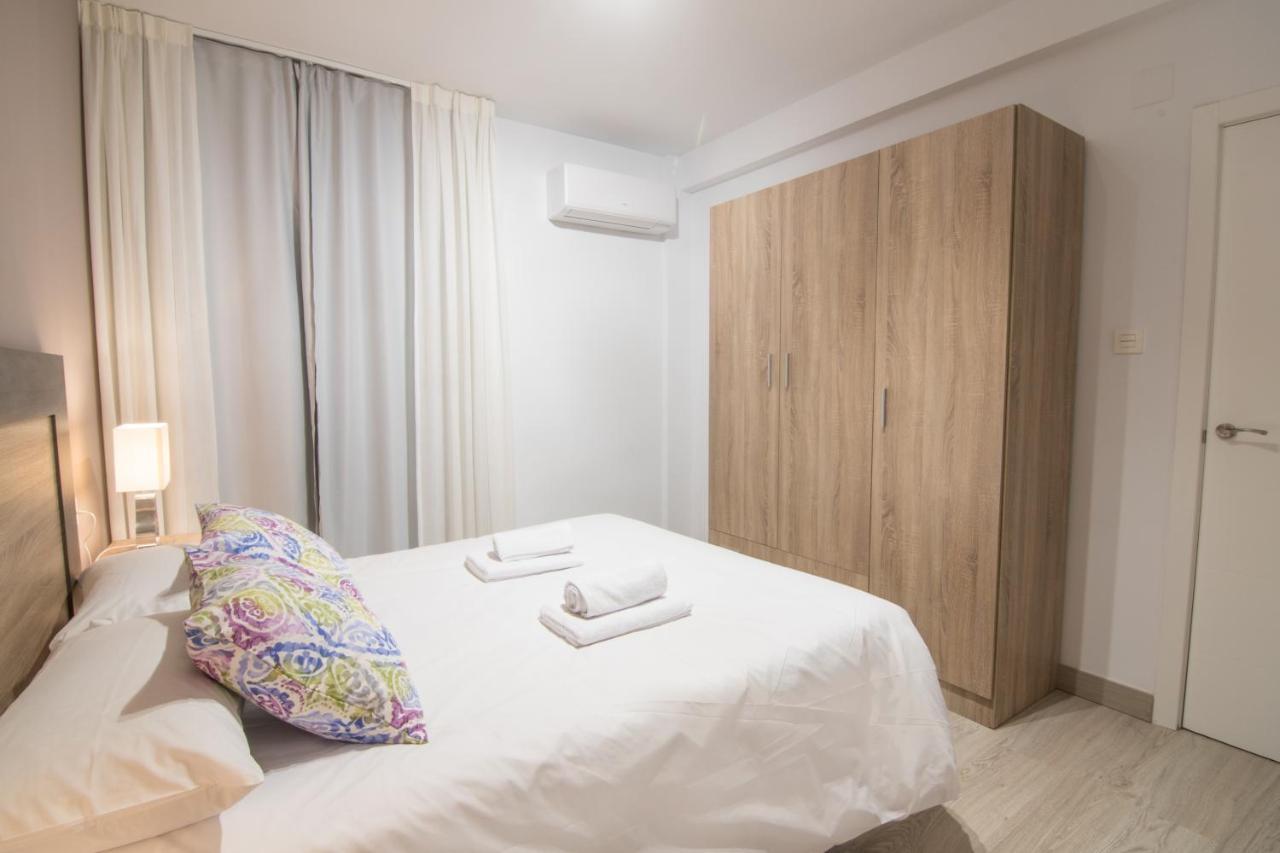 Tuguest Station 2 Apartment Granada Dış mekan fotoğraf
