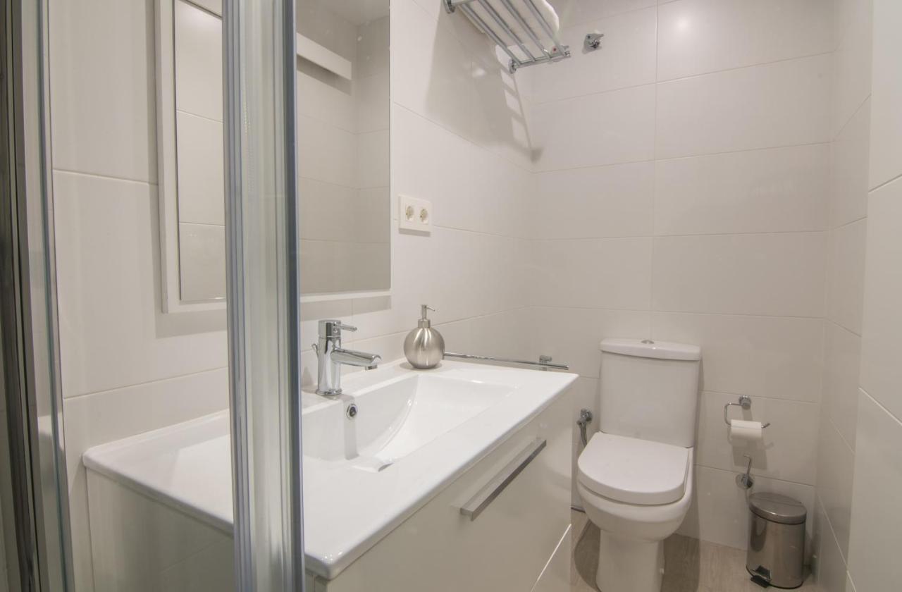 Tuguest Station 2 Apartment Granada Dış mekan fotoğraf